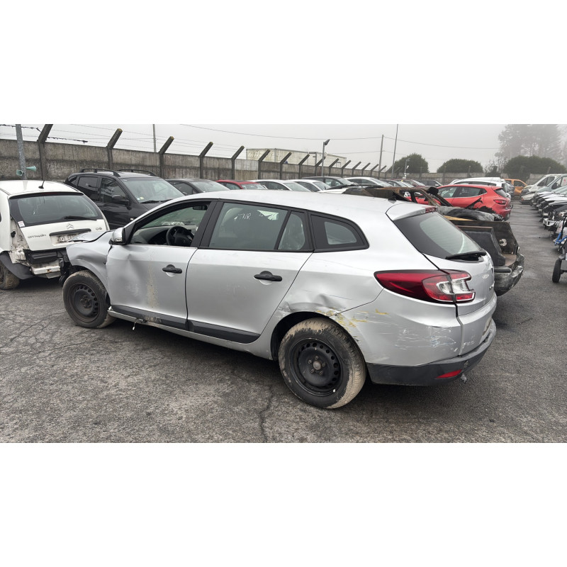 Aile avant droit RENAULT MEGANE 3 Photo n°12