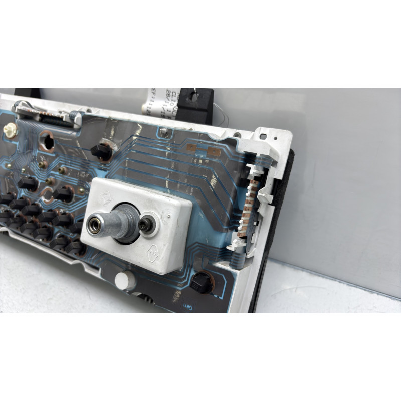 Compteur RENAULT CLIO 1 Photo n°6