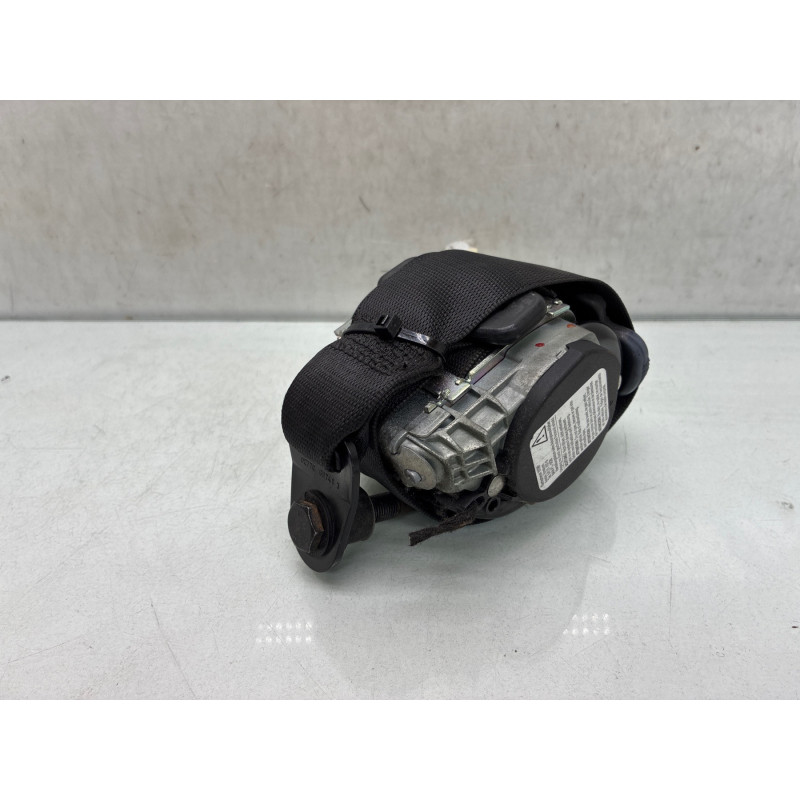 Pretensionneur de ceinture avant gauche MERCEDES CLASSE B 245 Photo n°4