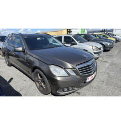 Attache ceinture avant gauche MERCEDES CLASSE E 212