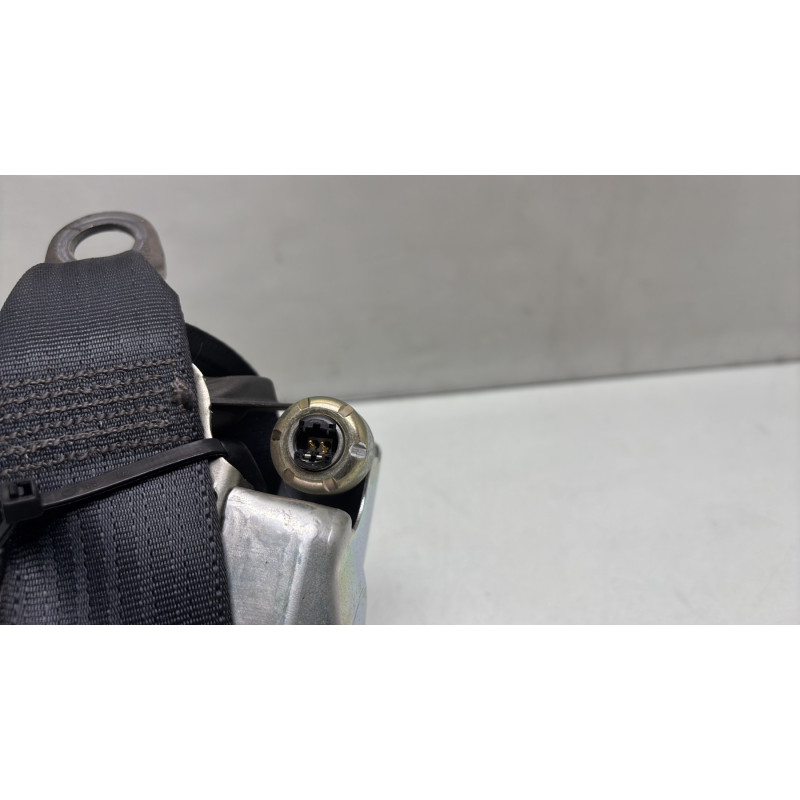 Pretensionneur de ceinture avant gauche PEUGEOT 107 Photo n°4