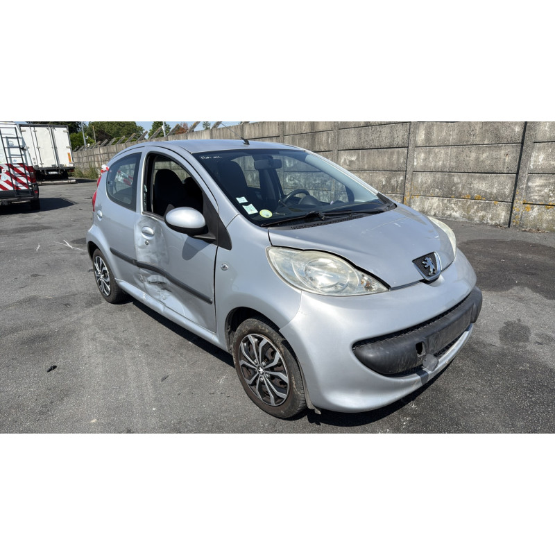 Pretensionneur de ceinture avant gauche PEUGEOT 107 Photo n°6