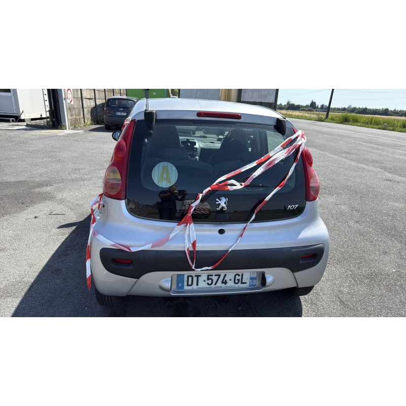 Pretensionneur de ceinture avant gauche PEUGEOT 107 Photo n°9