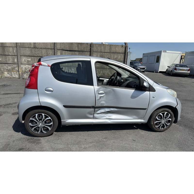 Pretensionneur de ceinture avant gauche PEUGEOT 107 Photo n°11