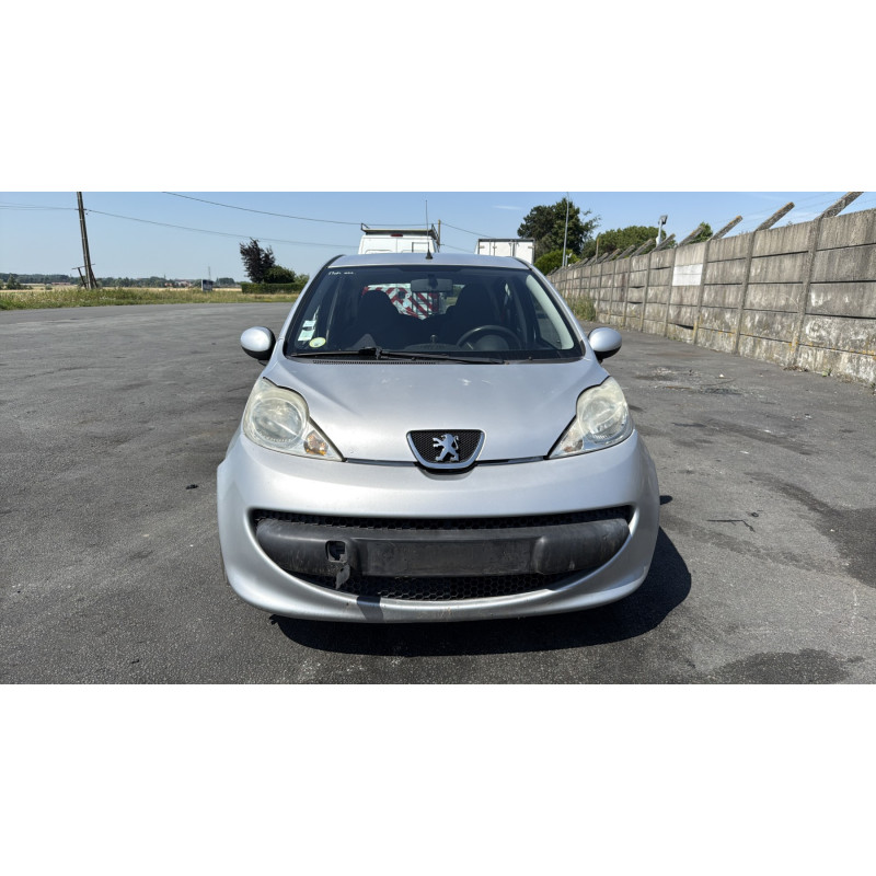 Pretensionneur de ceinture avant gauche PEUGEOT 107 Photo n°12