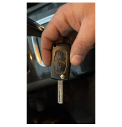 Pretensionneur de ceinture avant droit PEUGEOT 5008 1