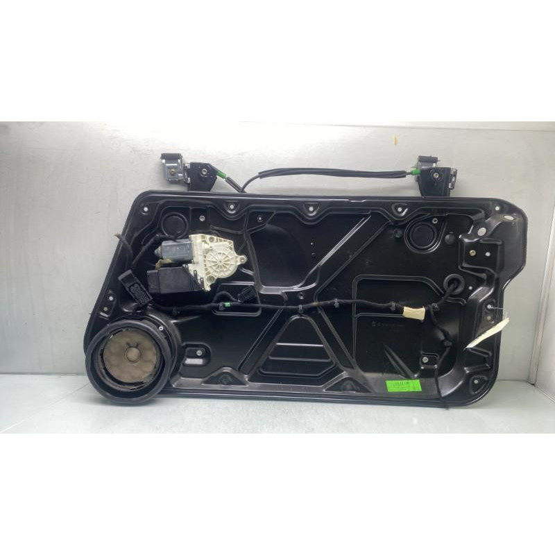 Leve vitre electrique avant droit VOLKSWAGEN NEW BEETLE 1 Photo n°5