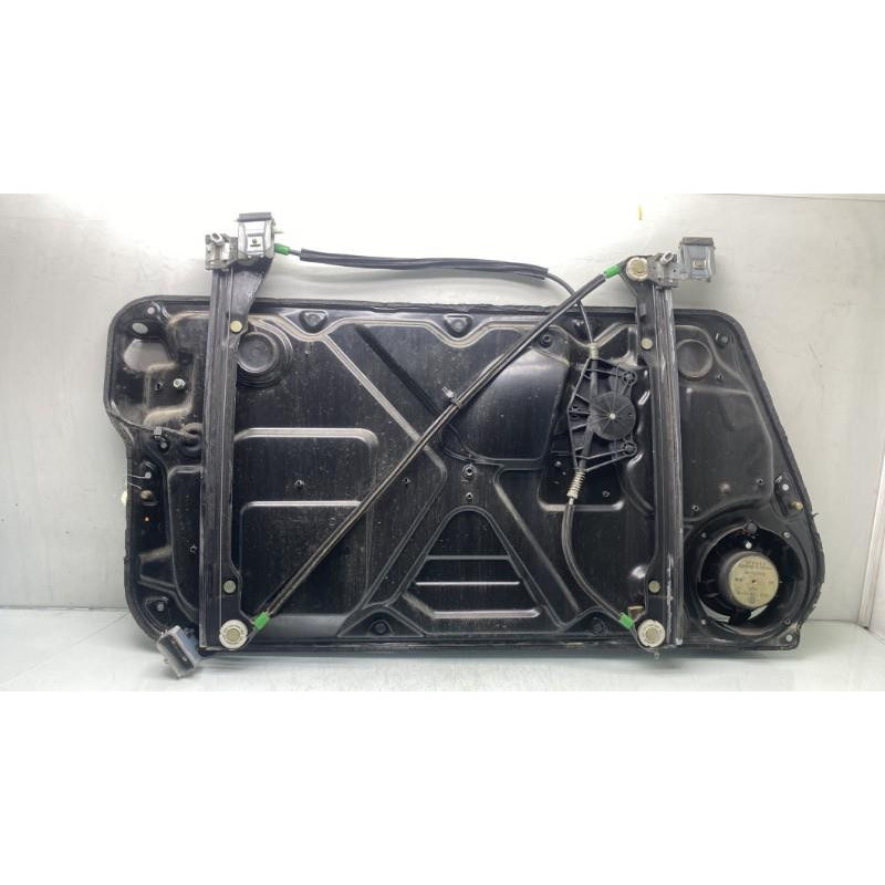 Leve vitre electrique avant droit VOLKSWAGEN NEW BEETLE 1 Photo n°7