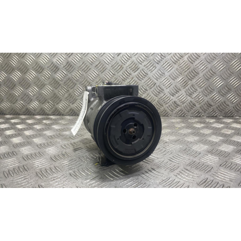 Compresseur clim PEUGEOT 208 1 Photo n°4