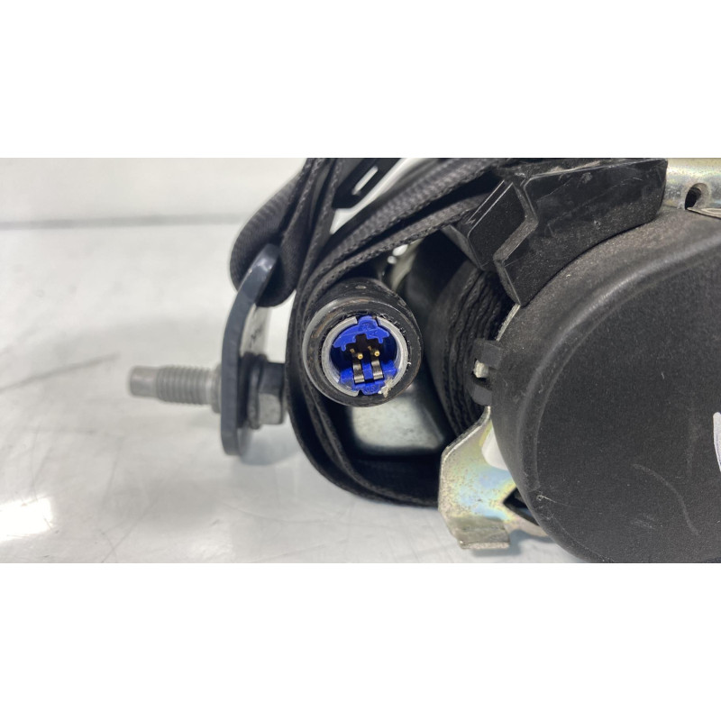 Pretensionneur de ceinture avant droit PEUGEOT 308 1 SW Photo n°2