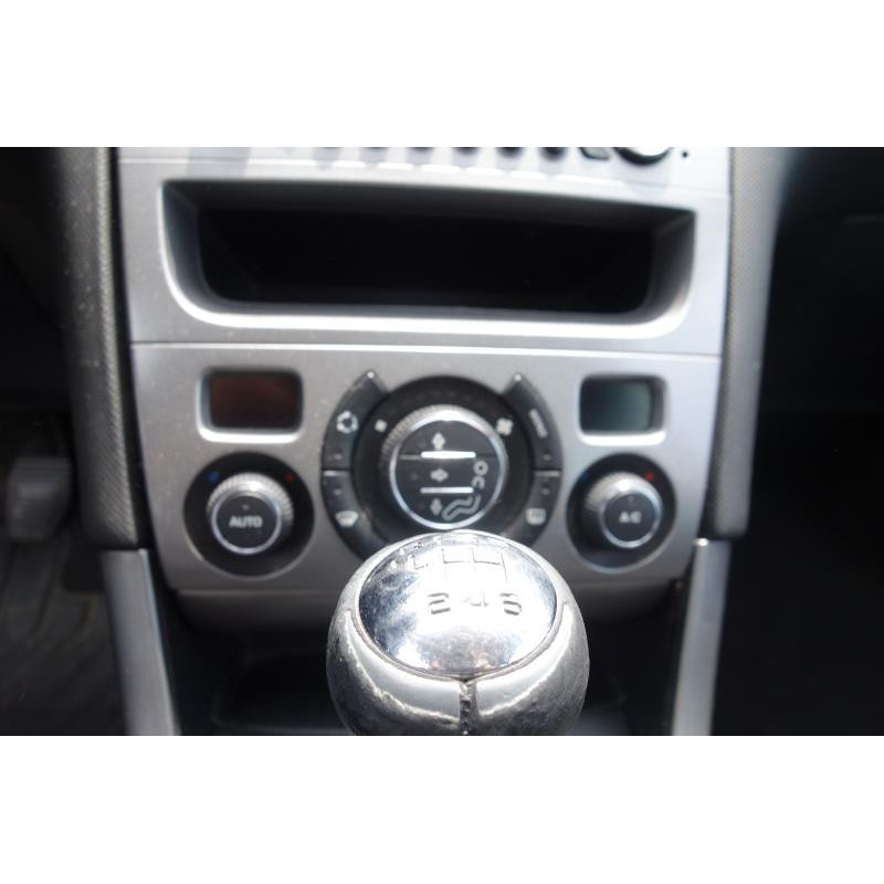 Pretensionneur de ceinture avant droit PEUGEOT 308 1 SW Photo n°11