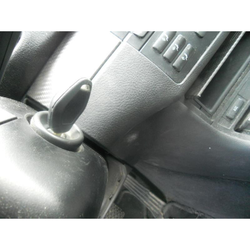 Pretensionneur de ceinture avant droit BMW SERIE 3 E46 Photo n°10