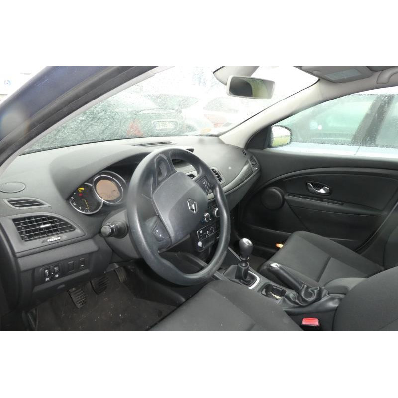 Capot RENAULT MEGANE 3 Photo n°9
