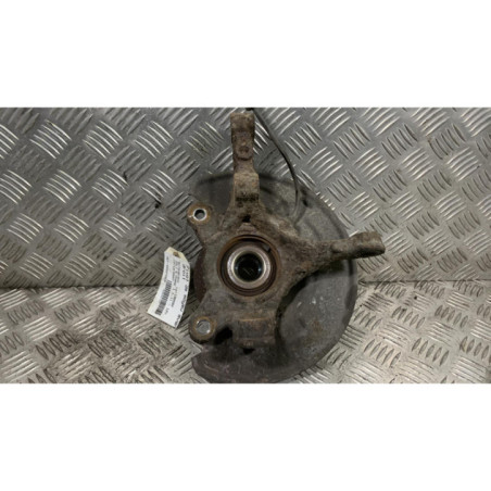 Pivot de moyeu avant droit MITSUBISHI COLT 6