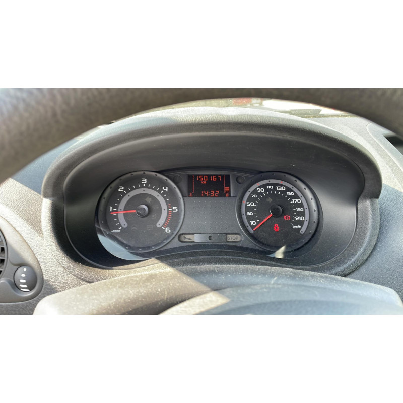 Pretensionneur de ceinture avant droit RENAULT CLIO 3 Photo n°12