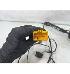 Attache ceinture avant gauche RENAULT GRAND SCENIC 3