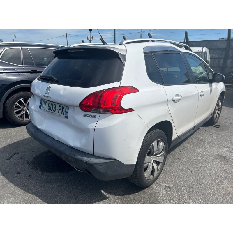 PEUGEOT 2008 1 PHASE 1 1.2 VTI - 12V Photo n°16