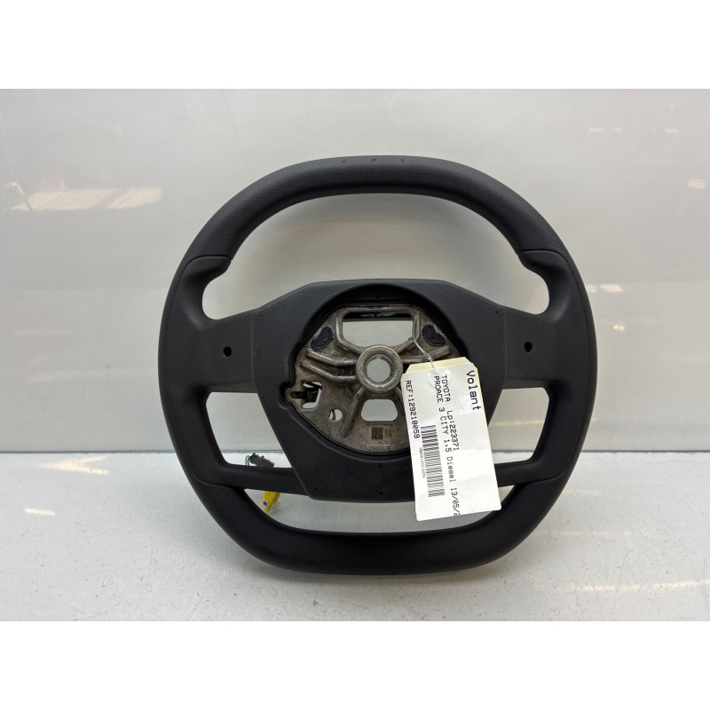 Volant TOYOTA PROACE 3 CITY Photo n°4