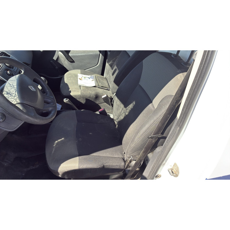 Poignee porte coffre gauche RENAULT KANGOO 2 Photo n°13