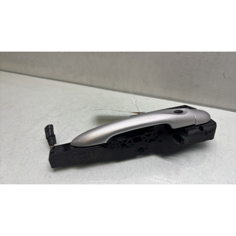 Poignee porte avant droit RENAULT CLIO 4 Photo n°1