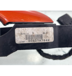 Poignee porte avant gauche RENAULT CAPTUR 1