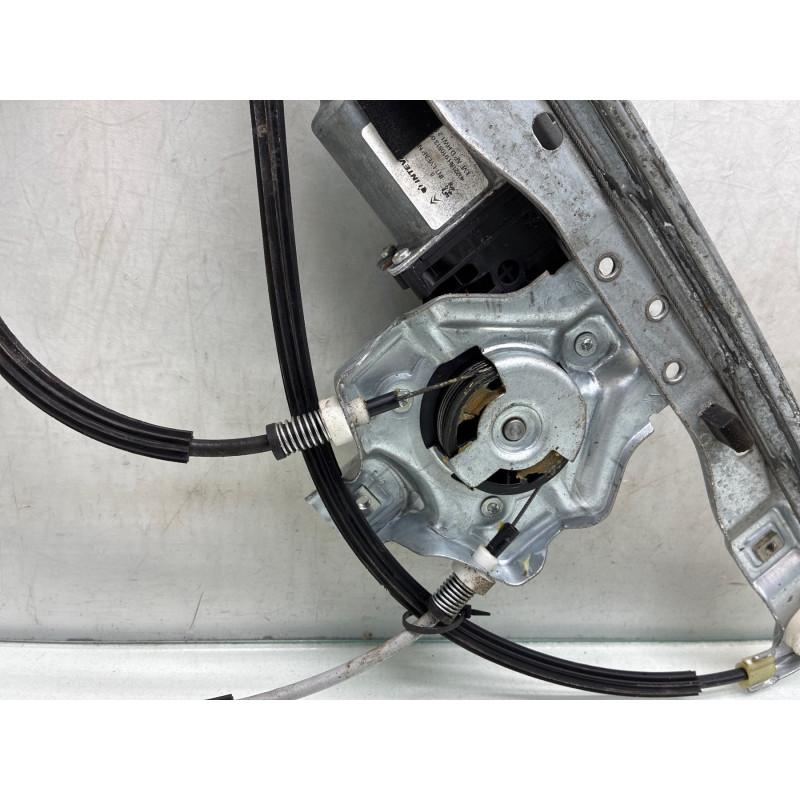 Leve vitre electrique avant gauche CITROEN DS3 Photo n°3