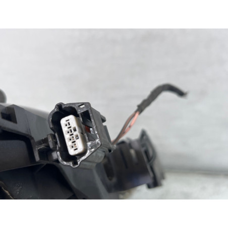 Poignee porte arriere gauche RENAULT GRAND SCENIC 3