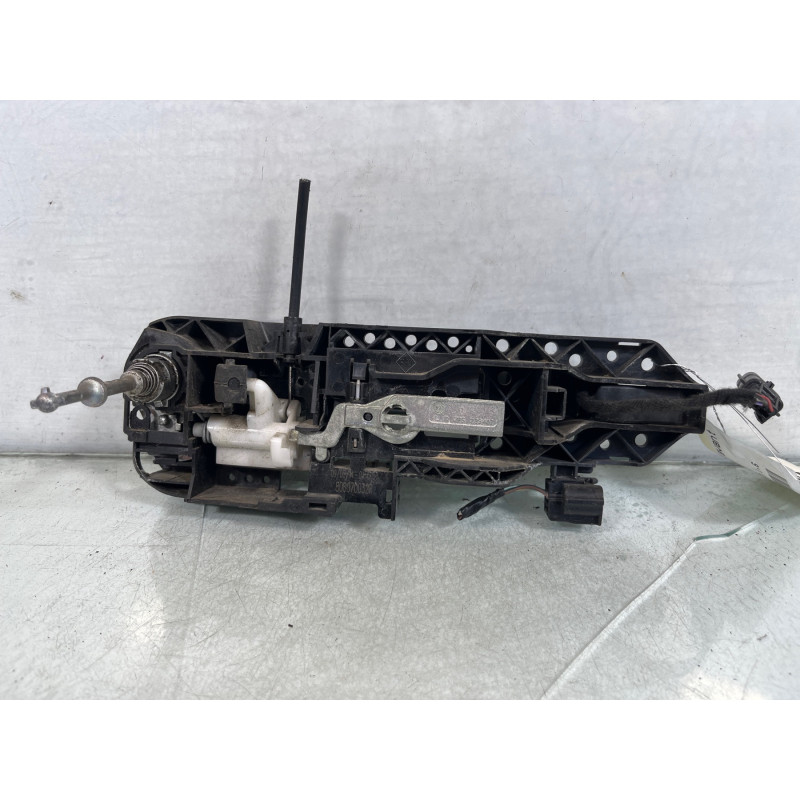 Poignee porte avant gauche RENAULT GRAND SCENIC 3 Photo n°1