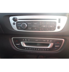Poignee porte arriere gauche RENAULT GRAND SCENIC 3