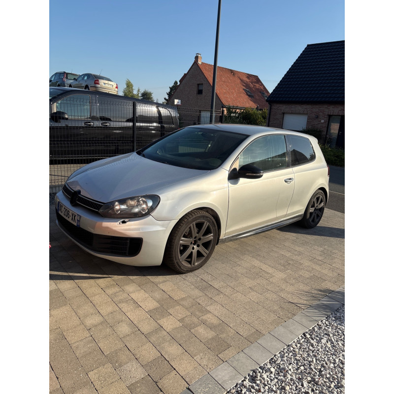 VOLKSWAGEN GOLF 6 2.0 TDI - 16V TURBO Photo n°2