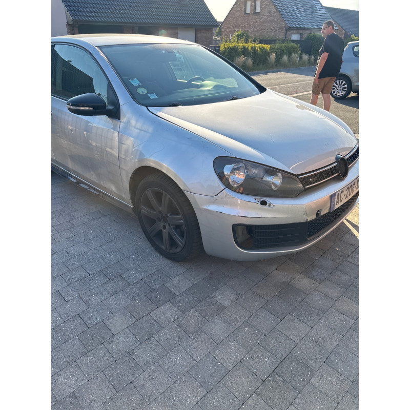 VOLKSWAGEN GOLF 6 2.0 TDI - 16V TURBO Photo n°4