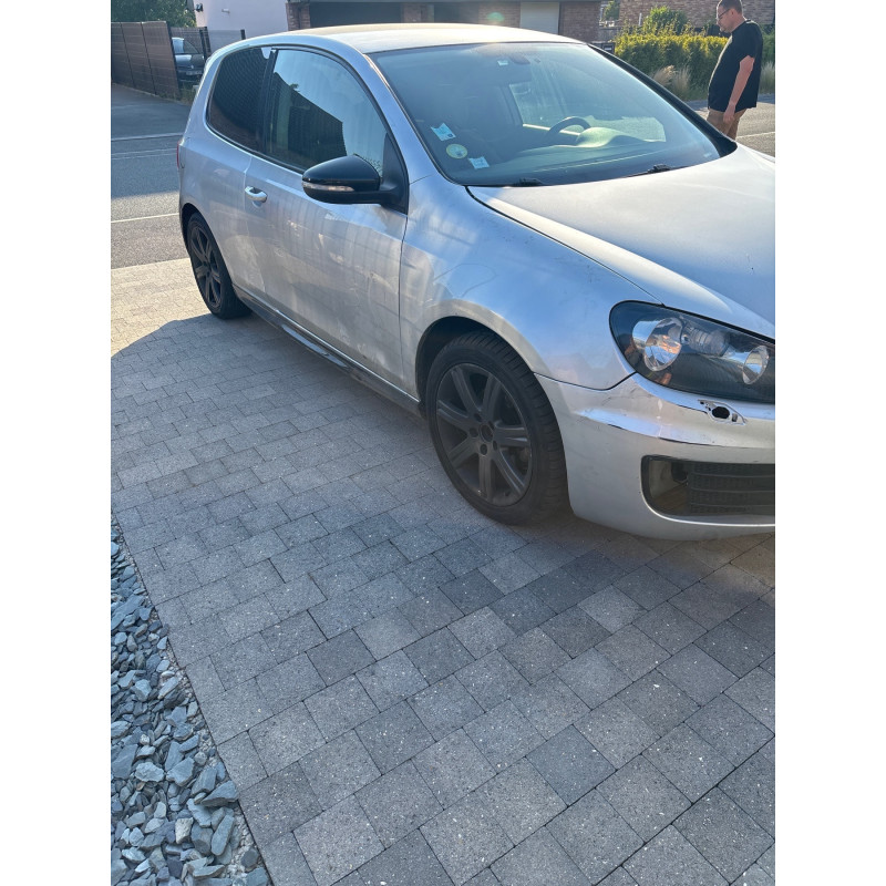 VOLKSWAGEN GOLF 6 2.0 TDI - 16V TURBO Photo n°6