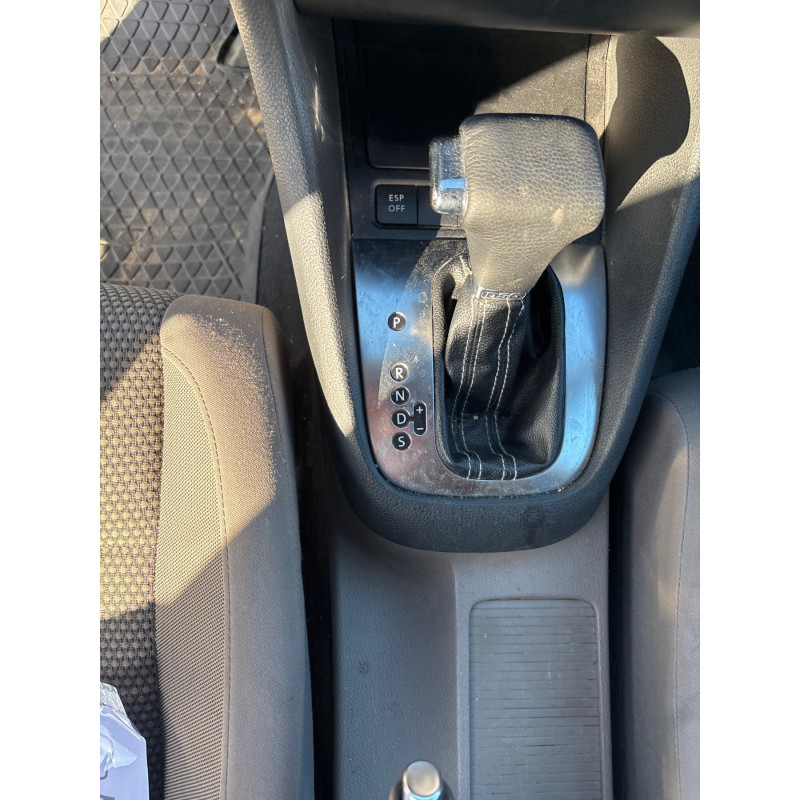 VOLKSWAGEN GOLF 6 2.0 TDI - 16V TURBO Photo n°9