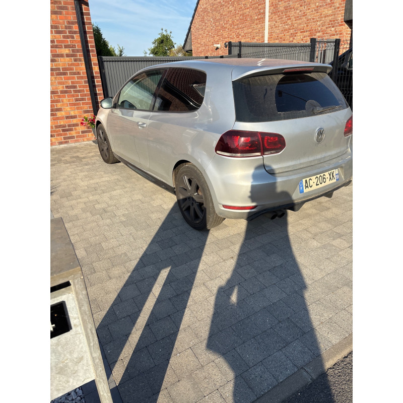 VOLKSWAGEN GOLF 6 2.0 TDI - 16V TURBO Photo n°12