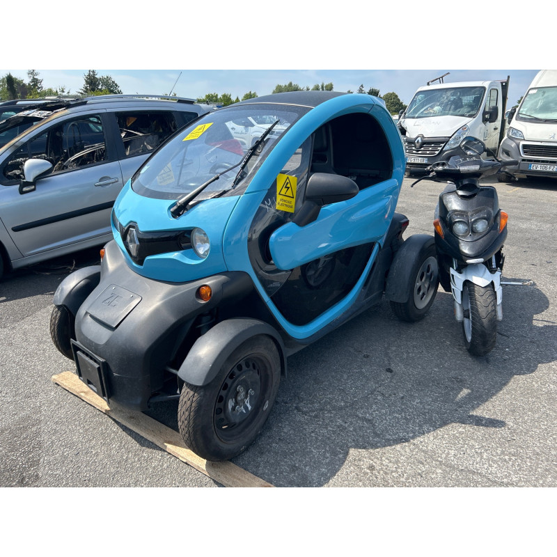 RENAULT TWIZY 45 QUADRICYCLE LEGER Photo n°10