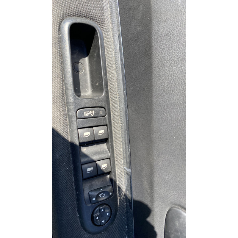 Custode avant gauche (porte) PEUGEOT 3008 1 Photo n°15