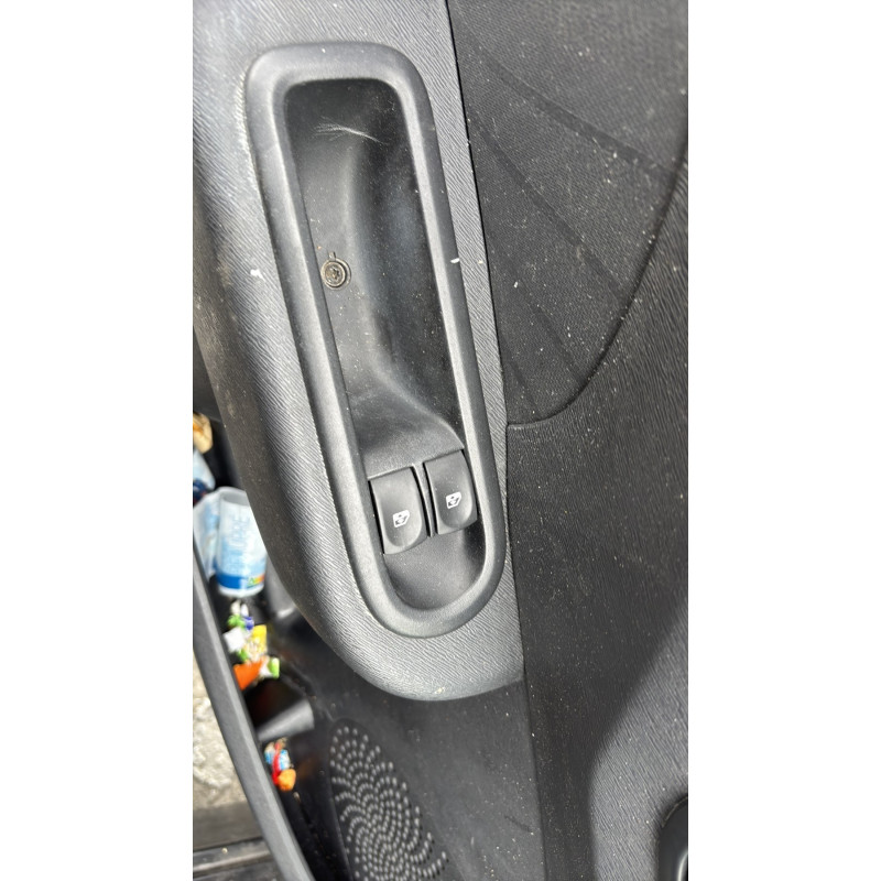 RENAULT TWINGO 2 PHASE 2 1.2i - 16V Photo n°10