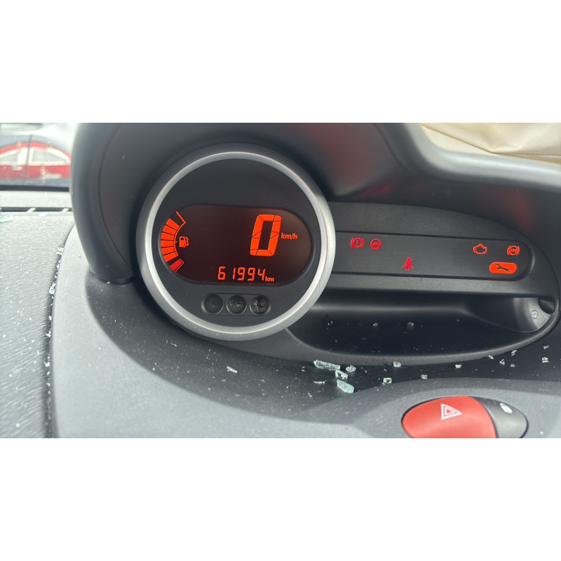 RENAULT TWINGO 2 PHASE 2 1.2i - 16V Photo n°21