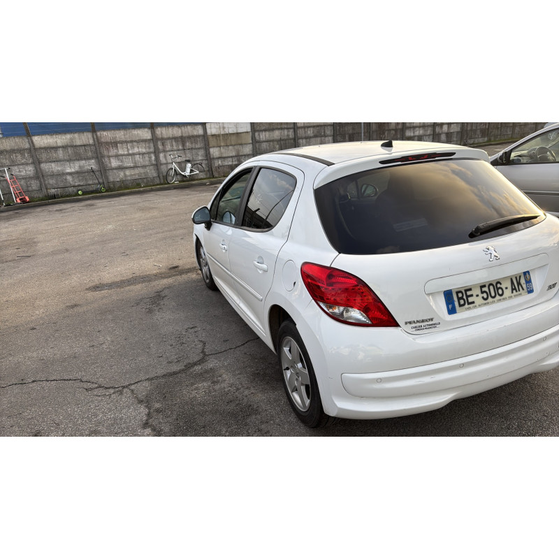 Malle/Hayon arriere PEUGEOT 207 Photo n°8