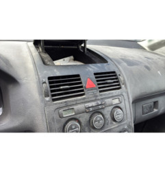 Vitre arriere gauche VOLKSWAGEN TOURAN 1