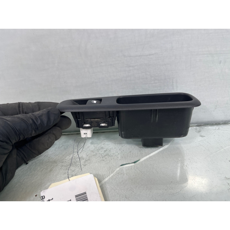 Interrupteur de leve vitre arriere droit CITROEN C4 GRAND PICASSO 2 Photo n°3
