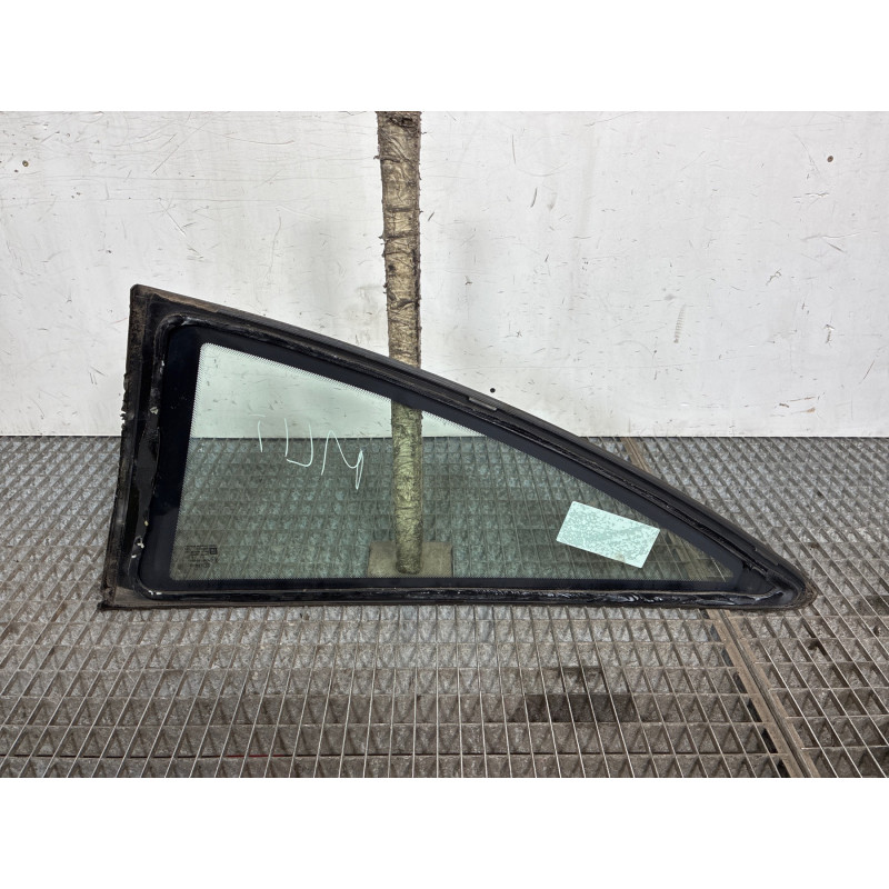 Custode arriere droit OPEL CORSA D Photo n°1