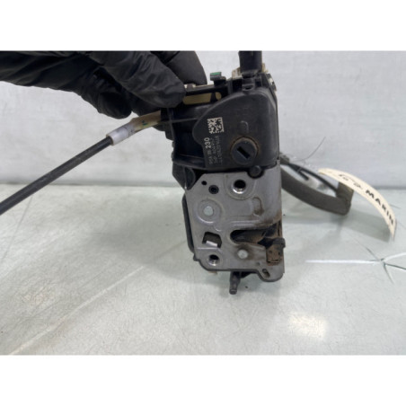 Serrure avant droit PEUGEOT 3008 1