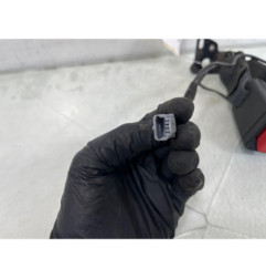 Attache ceinture arriere gauche RENAULT CLIO 4 Photo n°1