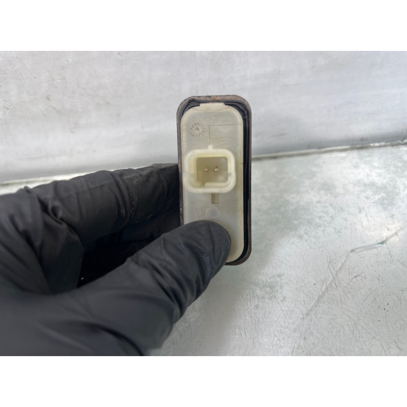 Bouton de coffre RENAULT CLIO 4 Photo n°4