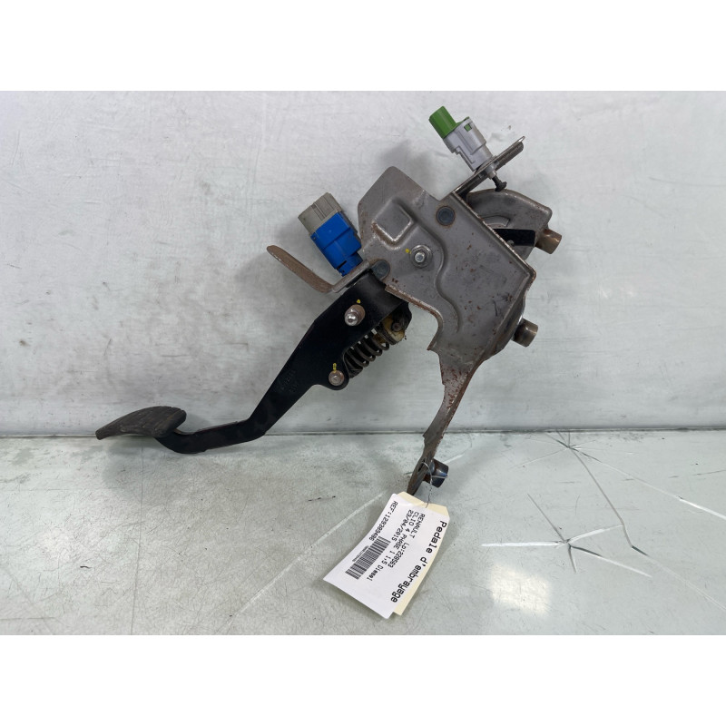 Pedale d'embrayage RENAULT CLIO 4 Photo n°5