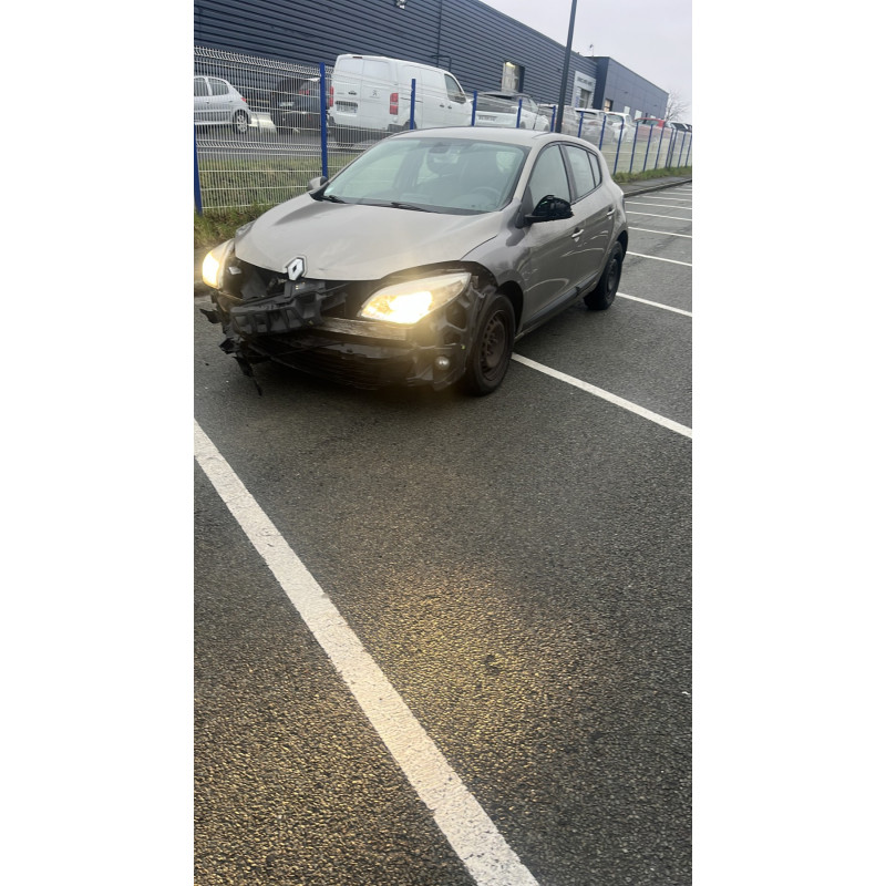 Pretensionneur de ceinture avant gauche RENAULT MEGANE 3 Photo n°6