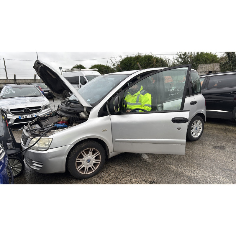 Optique avant principal droit (feux)(phare) FIAT MULTIPLA Photo n°7