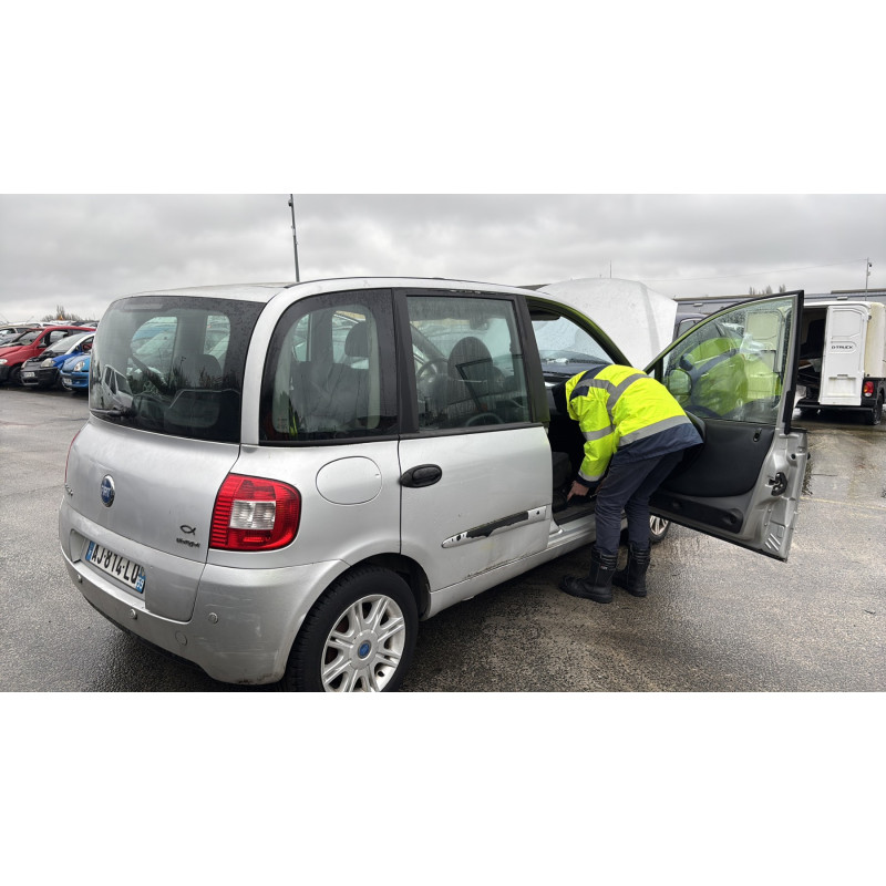 Optique avant principal droit (feux)(phare) FIAT MULTIPLA Photo n°9