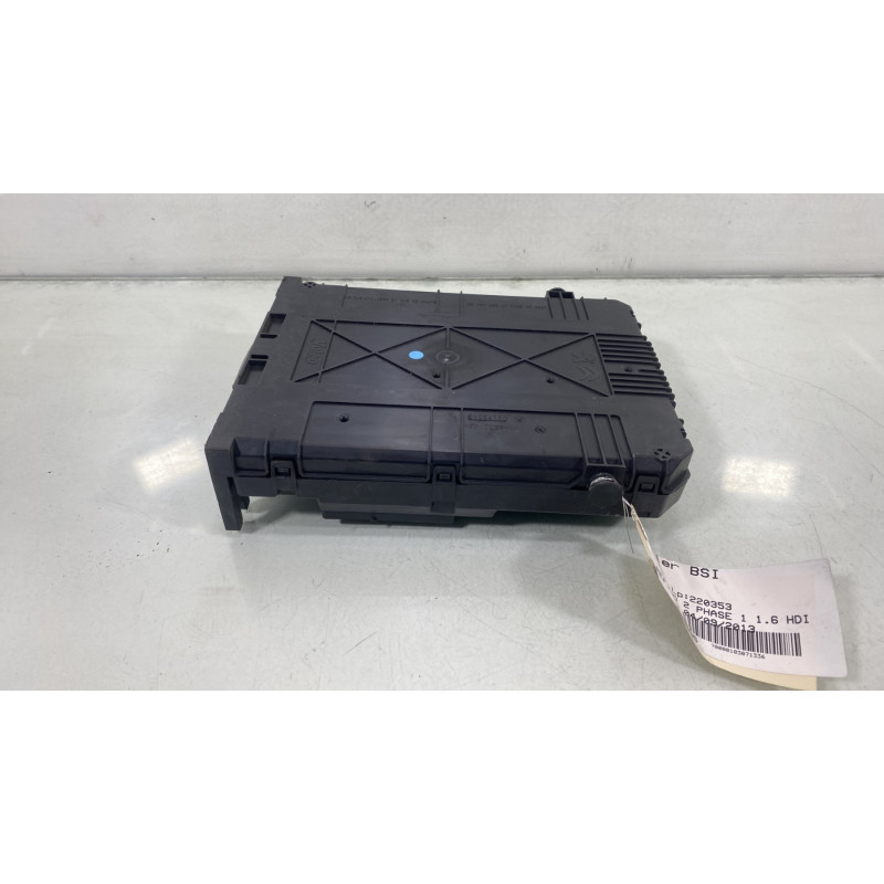 Boitier UCH CITROEN C4 PICASSO 2 Photo n°1